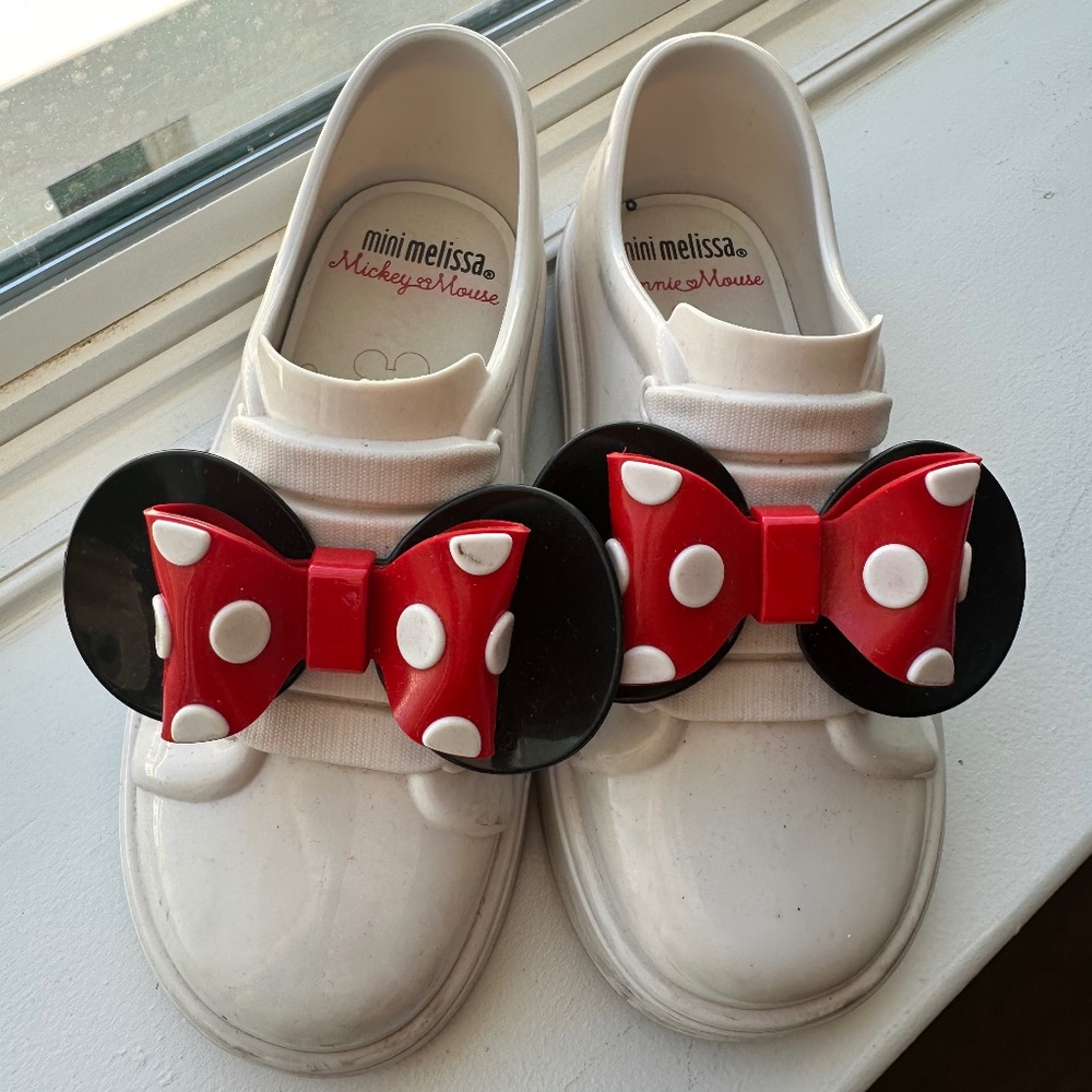 Mini Melissa white Minnie Mouse shoes 12